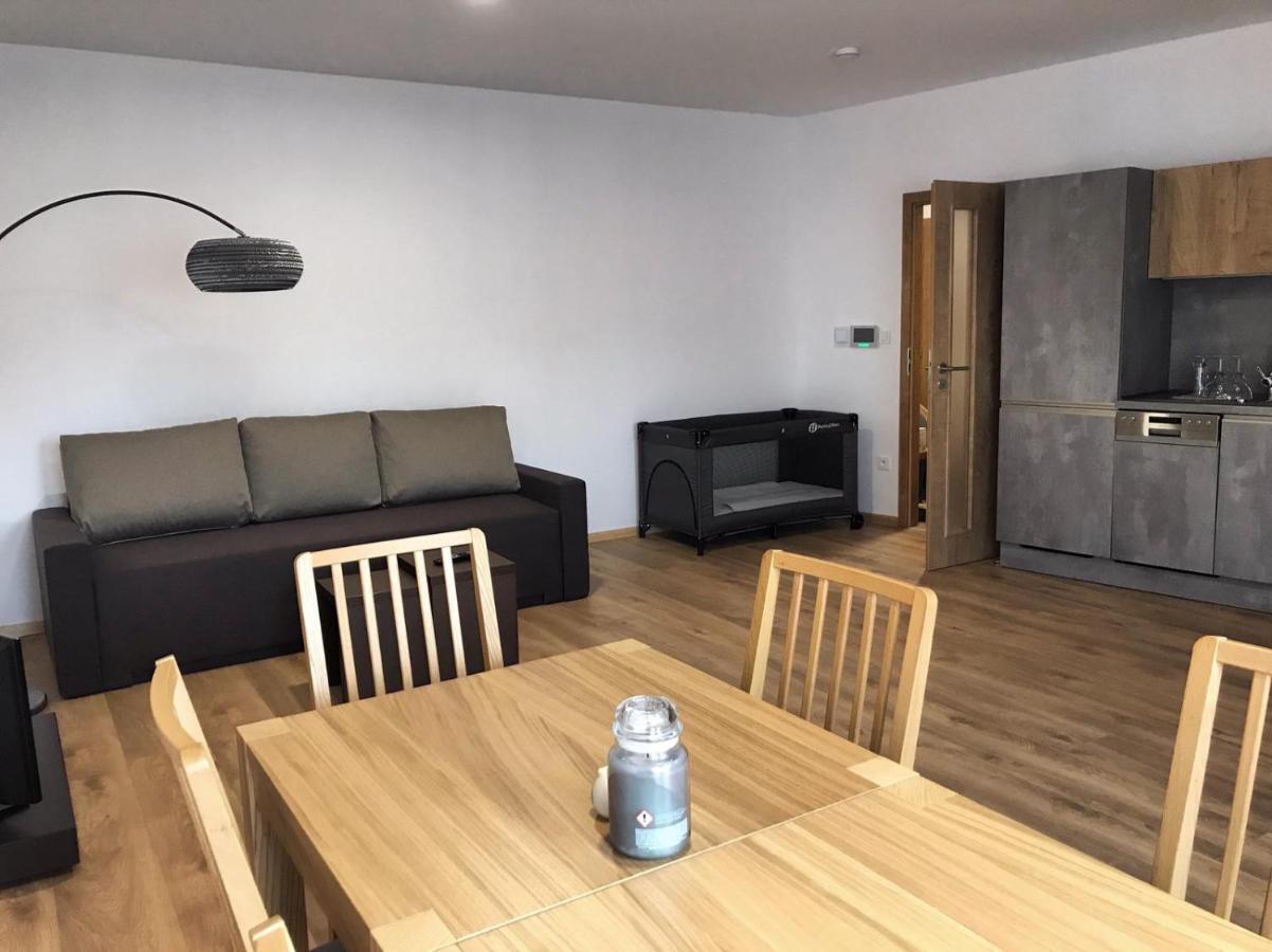 Apartman T5 Vrchlabi Lejlighed Eksteriør billede